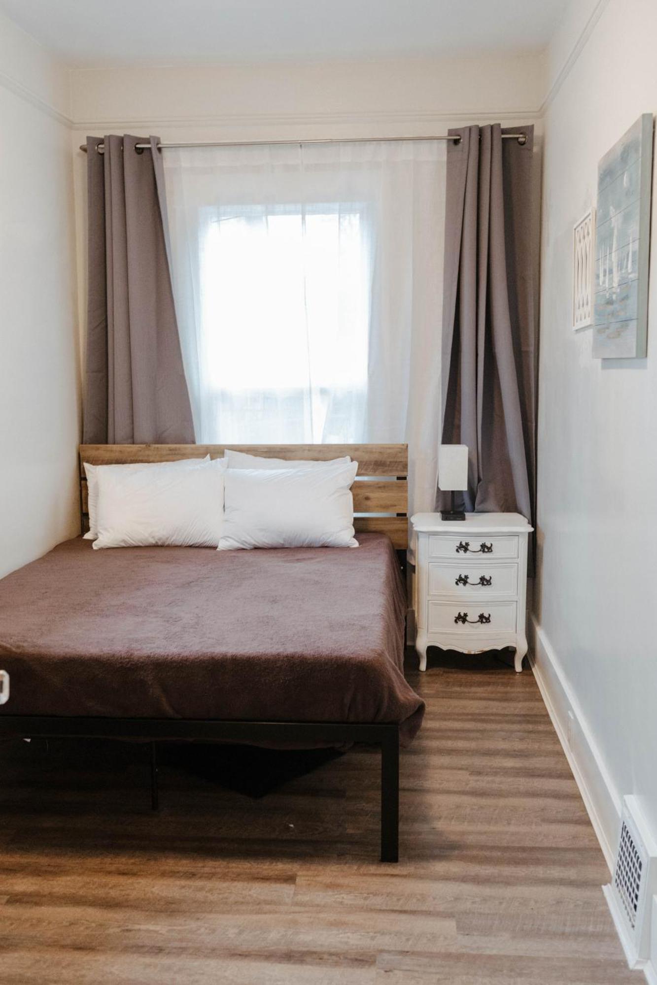 Central Tacoma Triplex 외부 사진