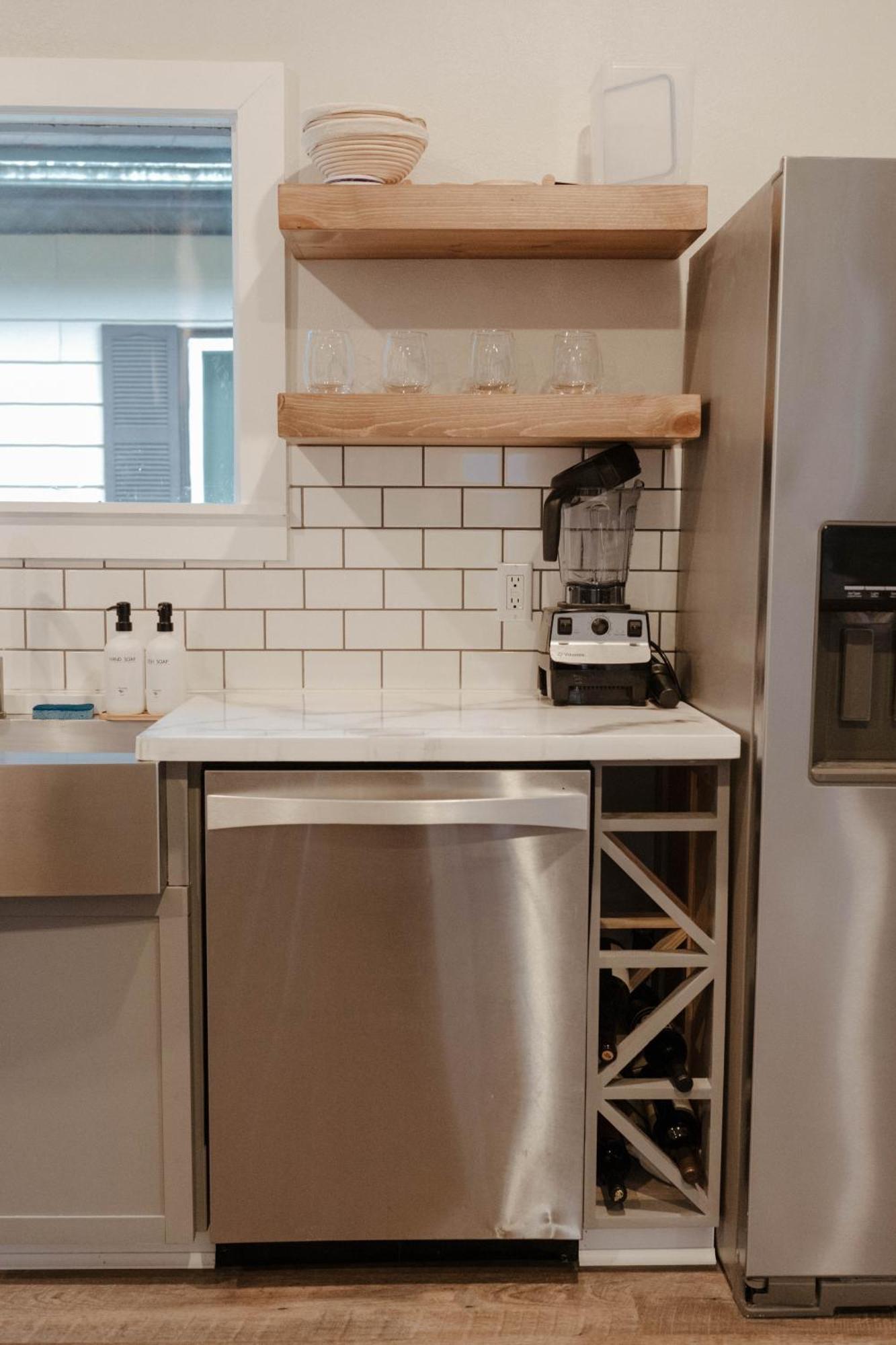 Central Tacoma Triplex 외부 사진