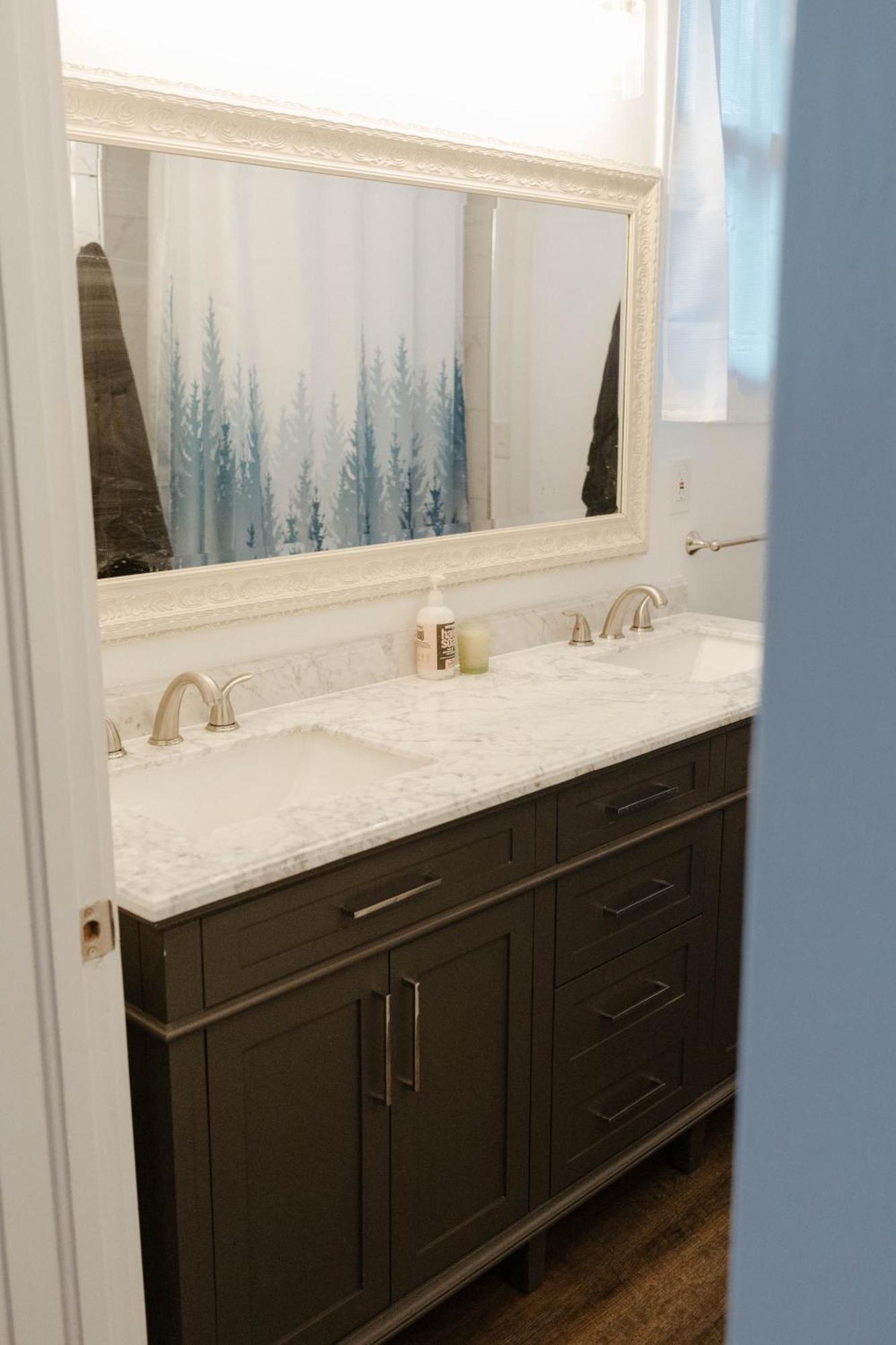 Central Tacoma Triplex 외부 사진